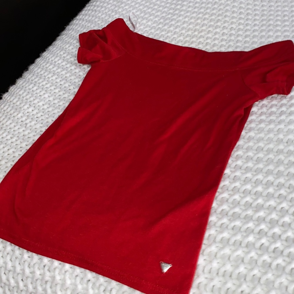 Guess off shoulder top - Picture 4 of 4